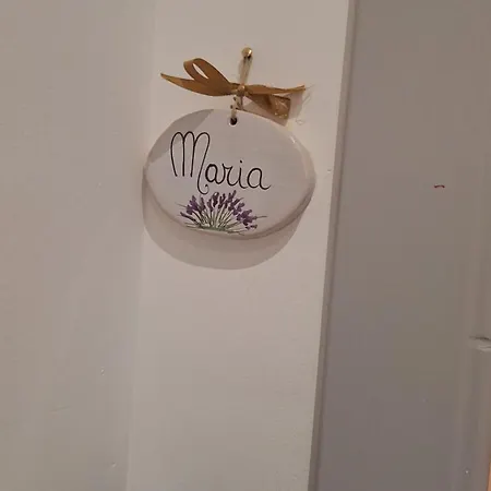 Marcella Va A Civita Πανσιόν